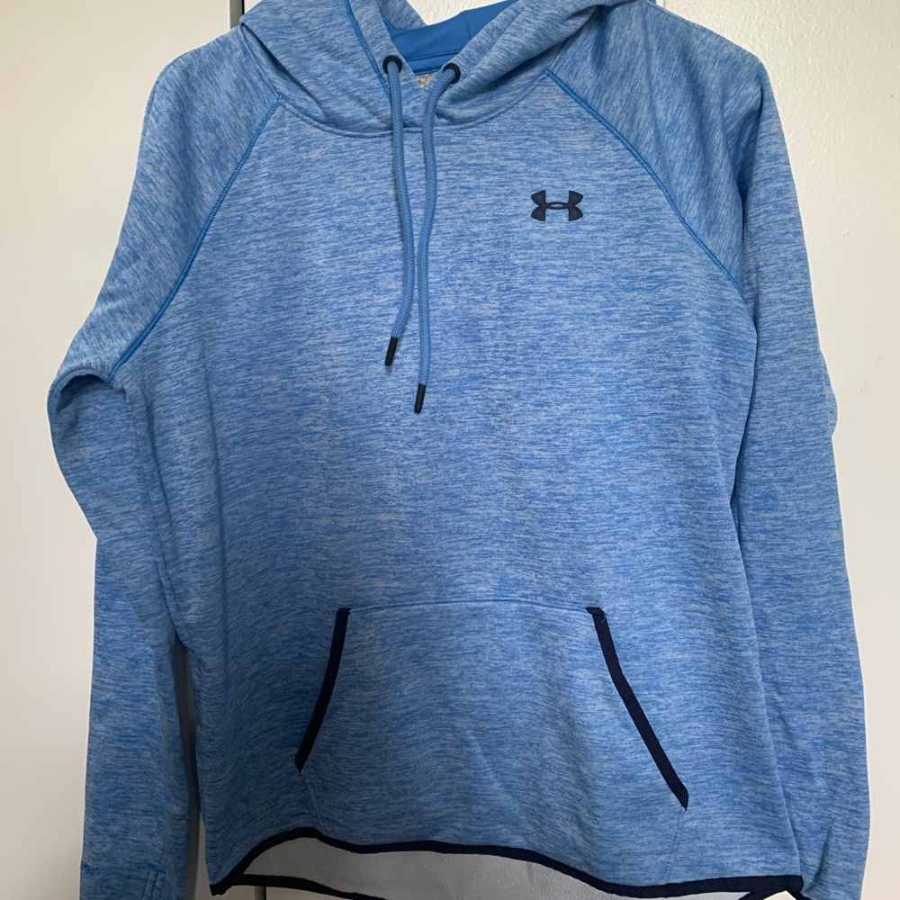 Under armor cold gear hoodie (medium)
